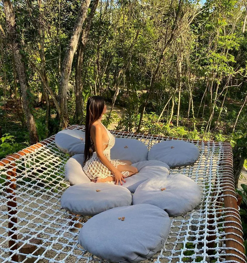 Nuscaa Boutique Tree House & Spa Hotel Puerto Morelos